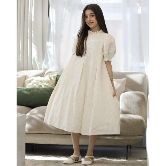 صورة فستان بناتي سكري مطرز بالورود وياقة كشكشة | تصميم كلوش كسرات - kj2105